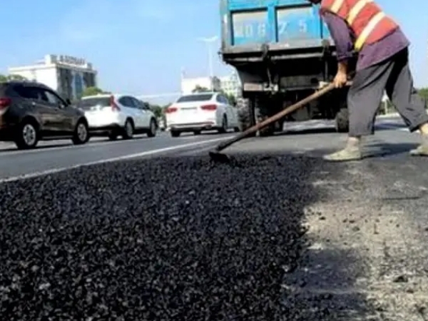 What are the differences between hot asphalt and cold asphalt
